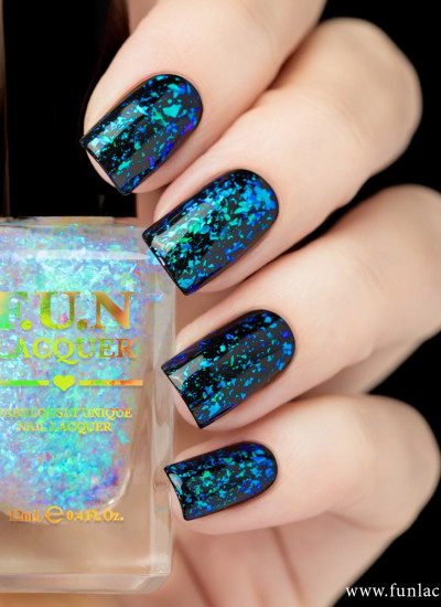 F.U.N Lacquer - 2021 Christmas Collection - Blue Sapphires