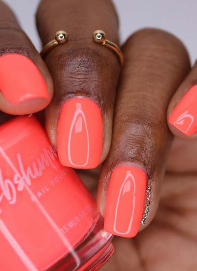 KBShimmer - Mix It Up Collection - Totally Outrageous Crème Nail Polish