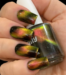 Polish Me Silly -  Magnetic Charm